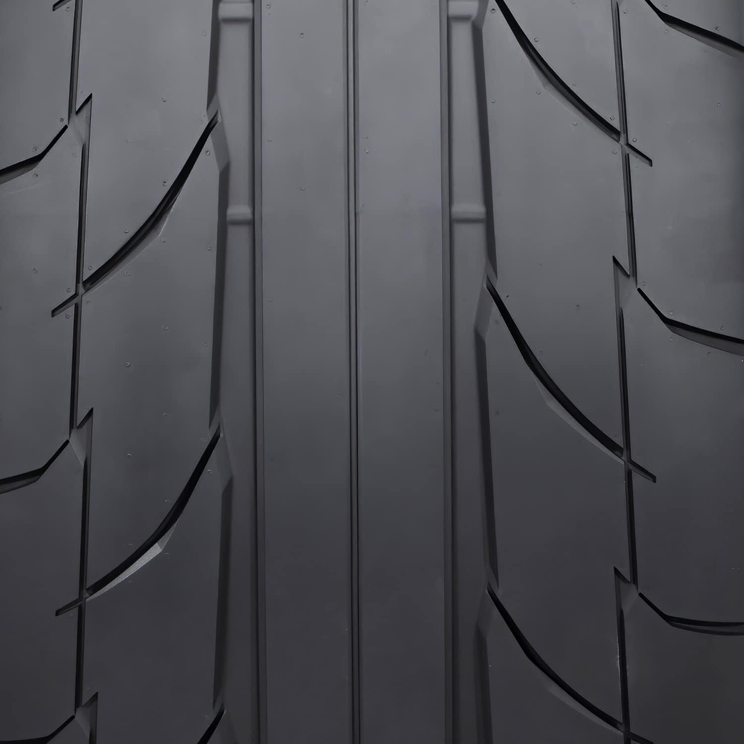 Nitto NT555RII P275/40R17 93W LL 25.6